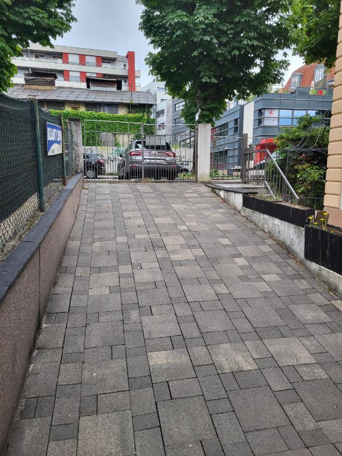 Apartman Buzanova Apartman Zágráb Kültér fotó